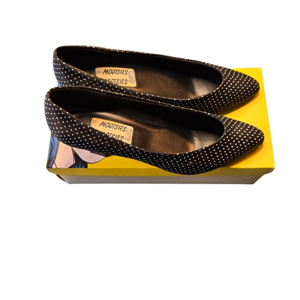 Vintage Mootsies Tootsies Black w/ White Polka Dots Fabric Pump Heels Size 8.5